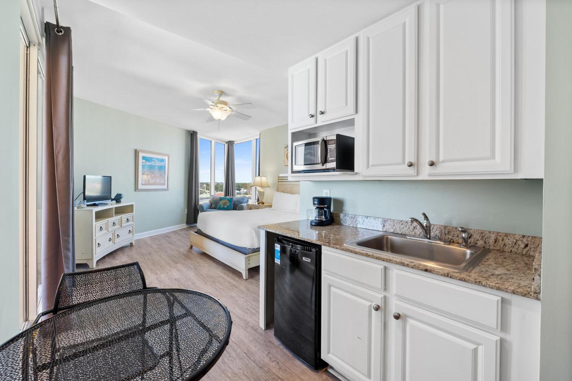 Splash Beach Resort By Panhandle Getaways Panama City Beach Room photo