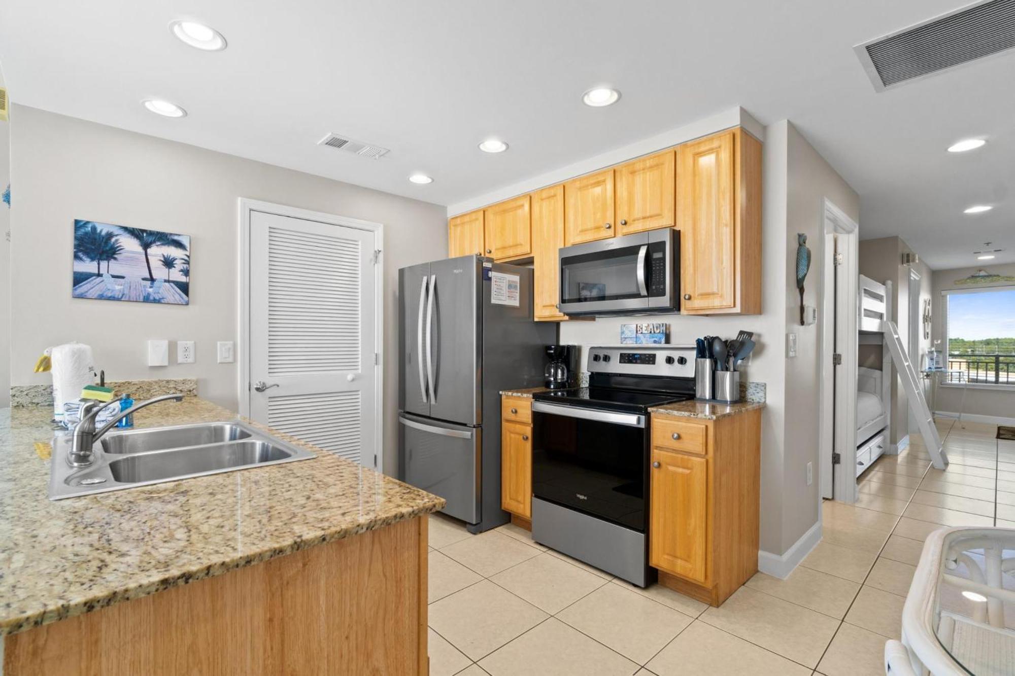 Splash Beach Resort By Panhandle Getaways Panama City Beach Room photo